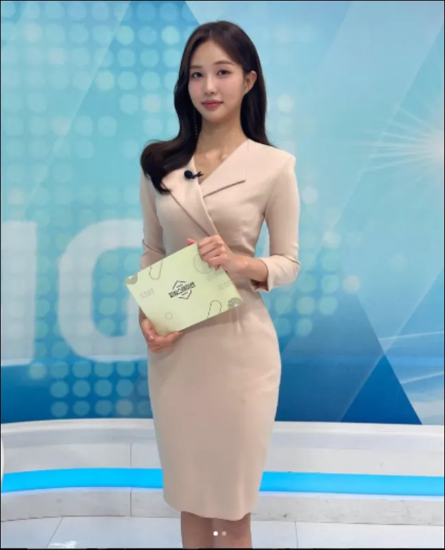 고은재-기상캐스터-몸매