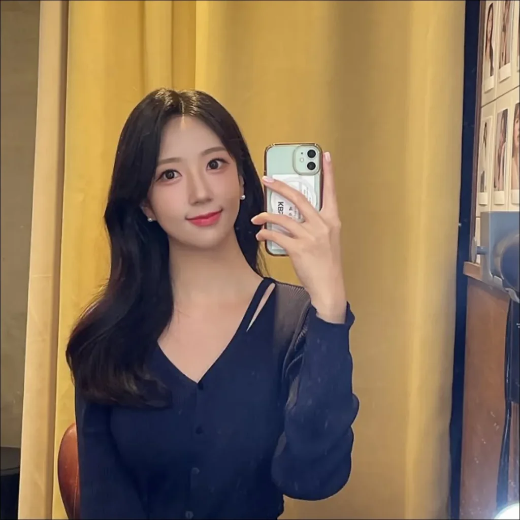 백지원-기상캐스터-셀카